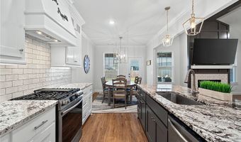 2030 Larry Ln, Bentonville, AR 72713