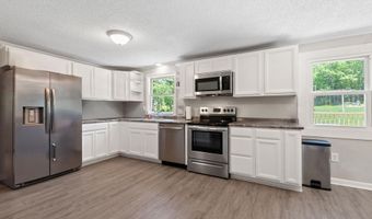 389 Clinton Rd, Antrim, NH 03440