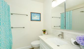 350 Aoloa St A206, Kailua, HI 96734