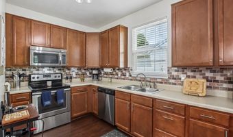 425 Dylan Dr, Avon, IN 46123