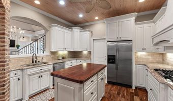 4704 Taldon Ln, Benton, LA 71006