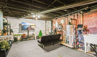 827 Orange St, Ashland, OH 44805