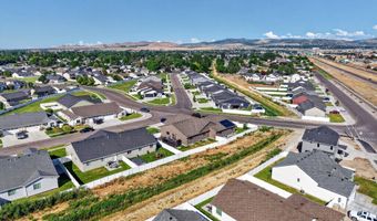 1027 Pinewood Ave, Chubbuck, ID 83202