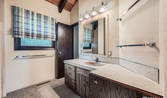 2221 N 95th St, Boulder, CO 80301