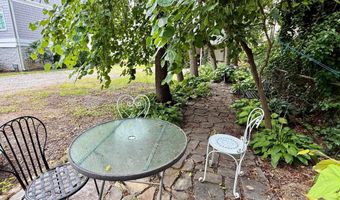 110 ANNAPOLIS St B, Annapolis, MD 21401