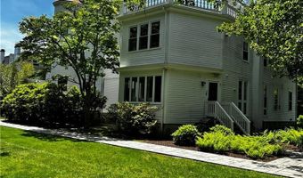 446 Bellevue Ave 6, Newport, RI 02840