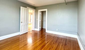 21 Elk St 402, Albany, NY 12207
