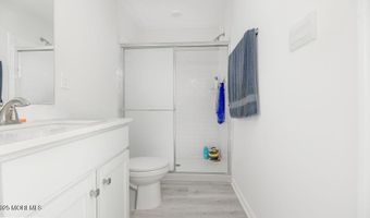1214 Peterson Way, Absecon, NJ 08201