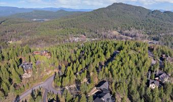 610 Hilltop Ct, Whitefish, MT 59937
