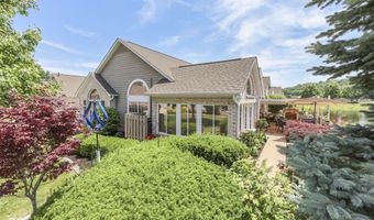 7386 Lake Lakota Pl, Indianapolis, IN 46217