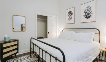 122 College St #301, Asheville, NC 28801