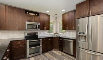 15564 Vale St NW, Andover, MN 55304