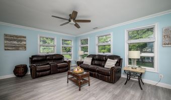 3213 Ridgewood Rd, Allenwood, NJ 08720