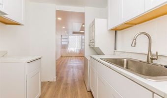 98-1040 Moanalua Rd 1-201, Aiea, HI 96701