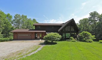 707 Benton Hill Rd, Becket, MA 01223