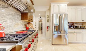 303 S BEDFORD St, Georgetown, DE 19947