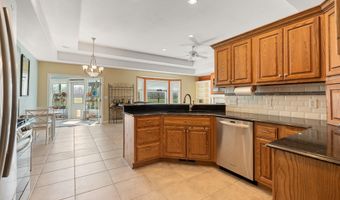 1815 Bent Tree Ct, Auburn, IN 46706