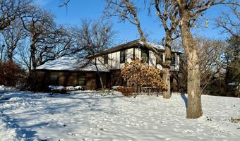 2822 Country Club Dr, Atlantic, IA 50022