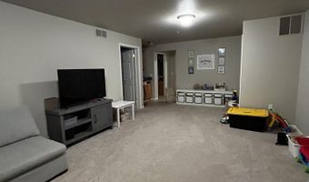 301 Scio Village Ct 149, Ann Arbor, MI 48103
