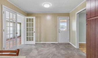 610 Hudson St, Athens, TN 37303