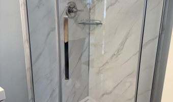 211 Montowese St, Branford, CT 06405