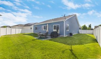 408 N Curlew Dr, Ammon, ID 83401