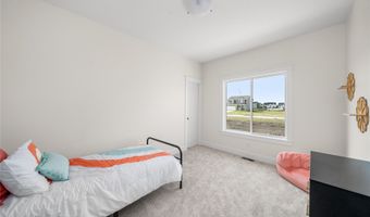 3827 NW Reinhart Dr, Ankeny, IA 50023