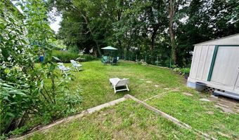 103 Windsor Park Dr, Coventry, RI 02816