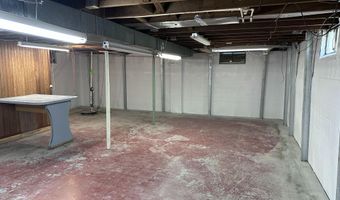 682 Budlong St, Adrian, MI 49221