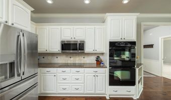 7 Stratfield Ln, Bella Vista, AR 72714