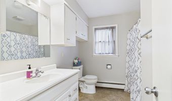 805 Saddle Ct, Anderson, IN 46013