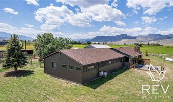 30 Carter Mountain Rd, Cody, WY 82414