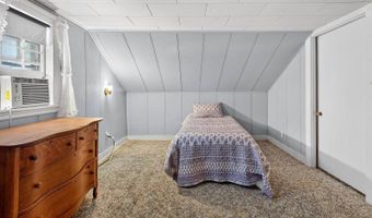 420 French St, Bangor, ME 04401