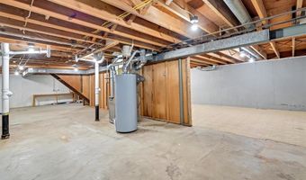 109 Timka Dr, Ballwin, MO 63011