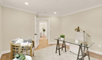 10700 ALLOWAY Dr, Potomac, MD 20854