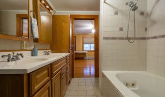 11 Libby Ct, Bath, ME 04530