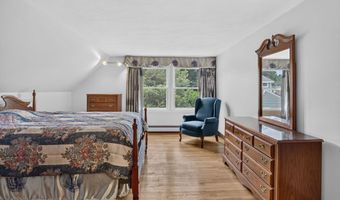 8 Marion Ave, Andover, MA 01810
