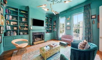 11005 Park Rd, Anchorage, KY 40223