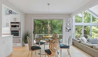 20 Carter Ln, Andover, MA 01810