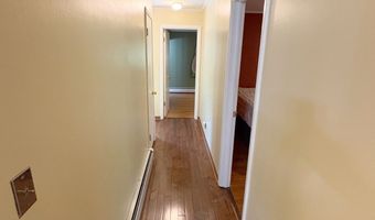 7 Cable Ln, Athens, OH 45701