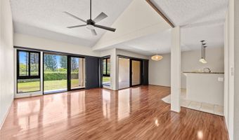 319 Kaelepulu Dr 202, Kailua, HI 96734