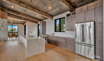 404 Silver Eagle Trl, Banner Elk, NC 28604