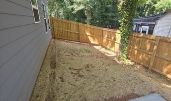 130 Mckinley Dr, Athens, GA 30601