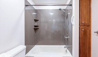 305 E 21St St, Atlantic, IA 50022