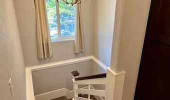 8 Cummings Ln, Bella Vista, AR 72715