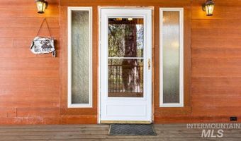 10389 Gamann Dr, Cascade, ID 83611