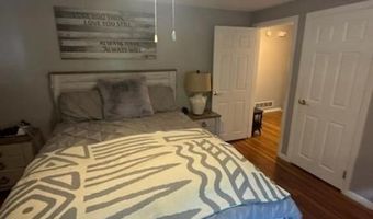 200 Brookwood Rd, Warwick, RI 02889