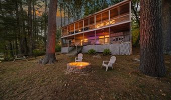 543 Long Shores Dr, Barrington, NH 03825