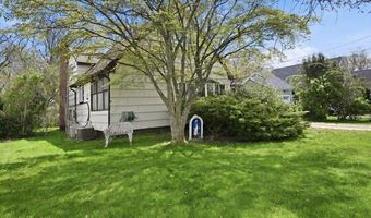 49 Forrest Pl, Amityville, NY 11701