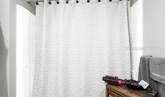 3 Marsh Harbor Dr 3E, Beaufort, SC 29907